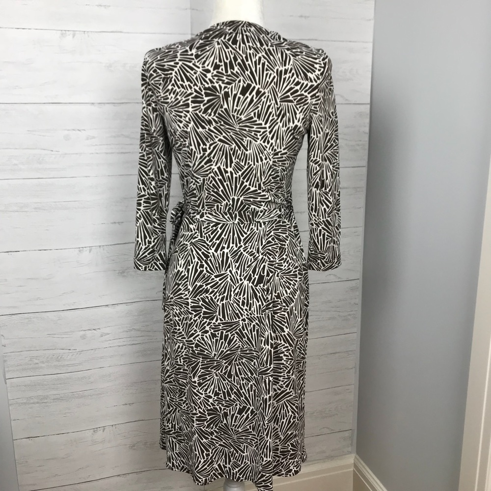 BCBGMAXAZRIA WRAP DRESS - Picture 6 of 8